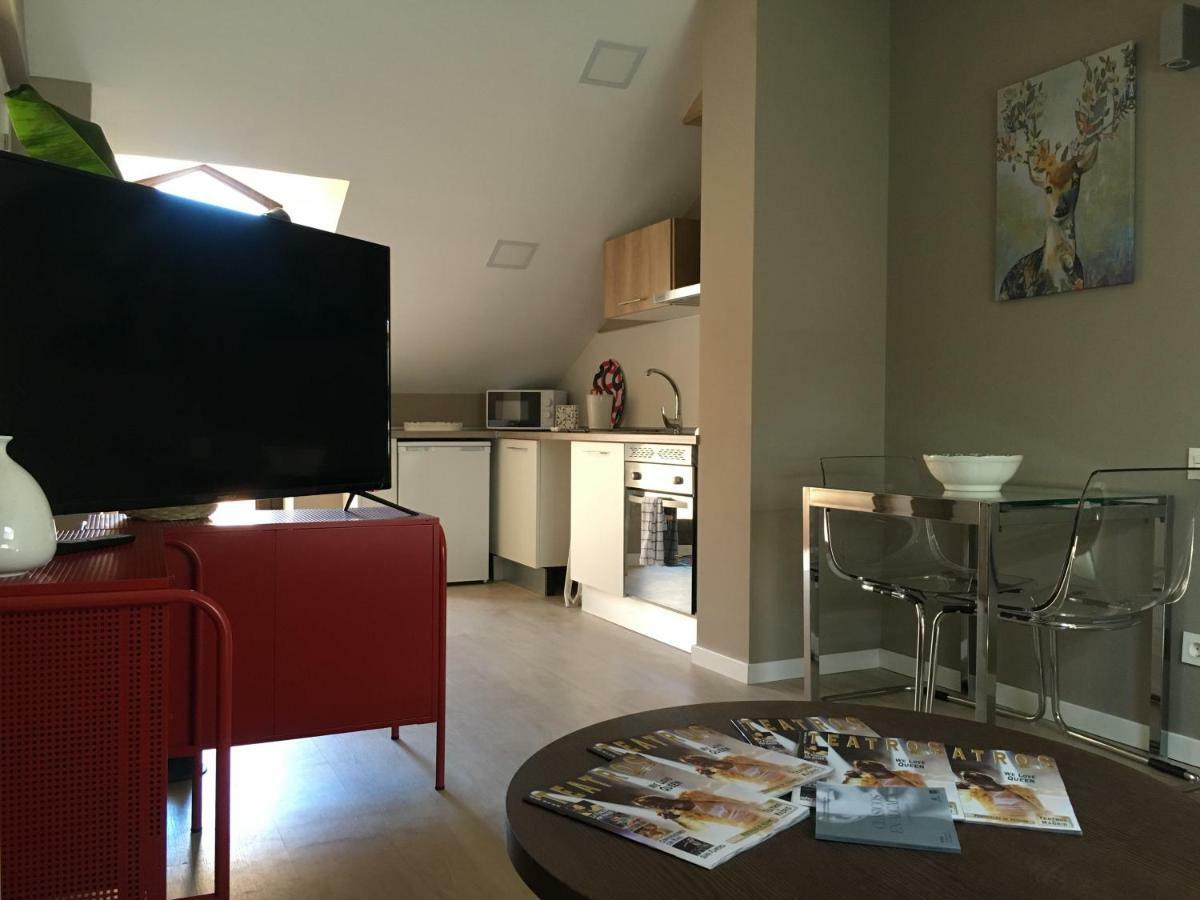 La Casa Tahona Plaza De Cervantes Alcala de Henares Bagian luar foto